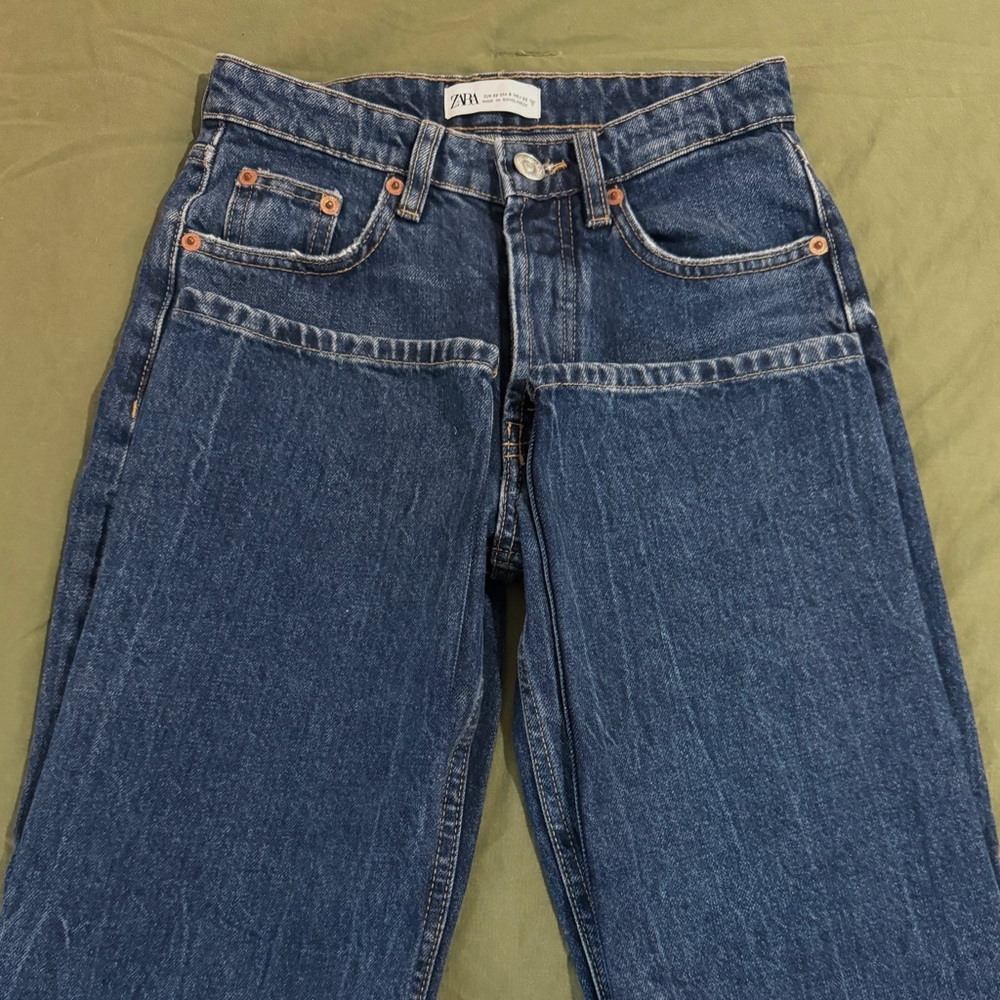 Zara Women's High Rise Dark Blue Jeans